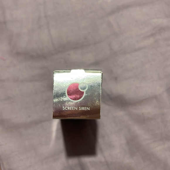 Fusion beauty liquid lip colour - Picture 2 of 3